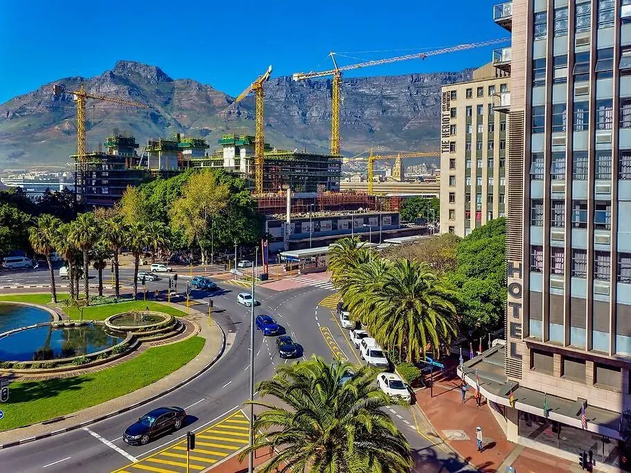 City Bowl Apartment With Rooftop Pool! Cape Town