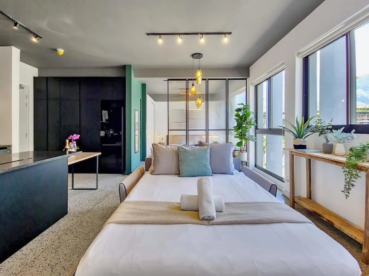 City Bowl Apartment With Rooftop Pool! Città del Capo 0*,