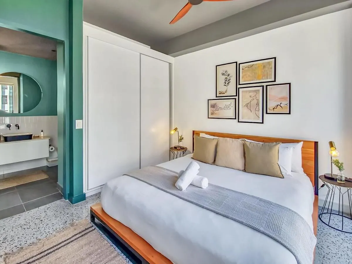 City Bowl Apartment With Rooftop Pool! Cape Town
